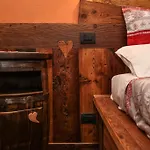 Souvenir De Tsaneli Roisan