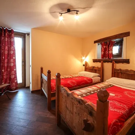 Souvenir De Tsaneli Roisan