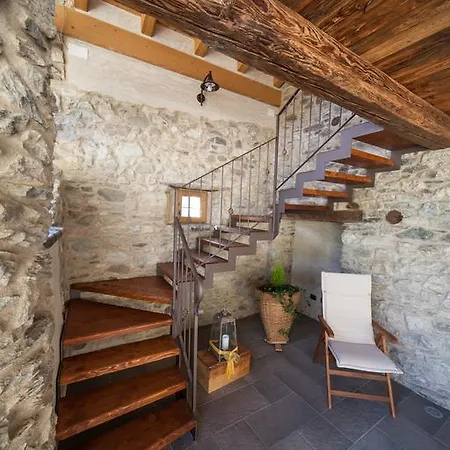 Souvenir De Tsaneli Roisan