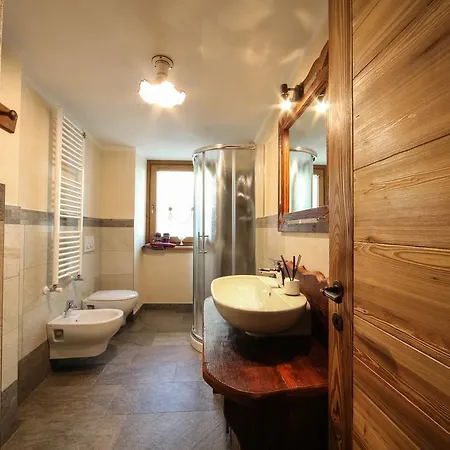 Souvenir De Tsaneli Apartamento Roisan