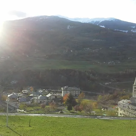 Souvenir De Tsaneli Appartamento Roisan