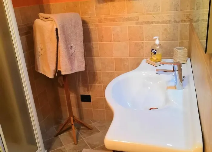 Souvenir De Tsaneli Roisan